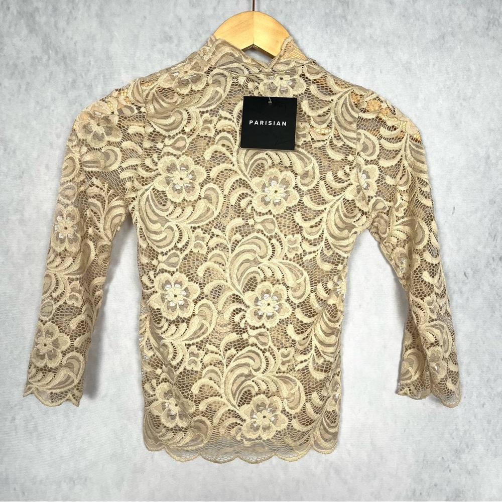Cream tan nude scallop lace hallowed out high neck quarter sleeve top.